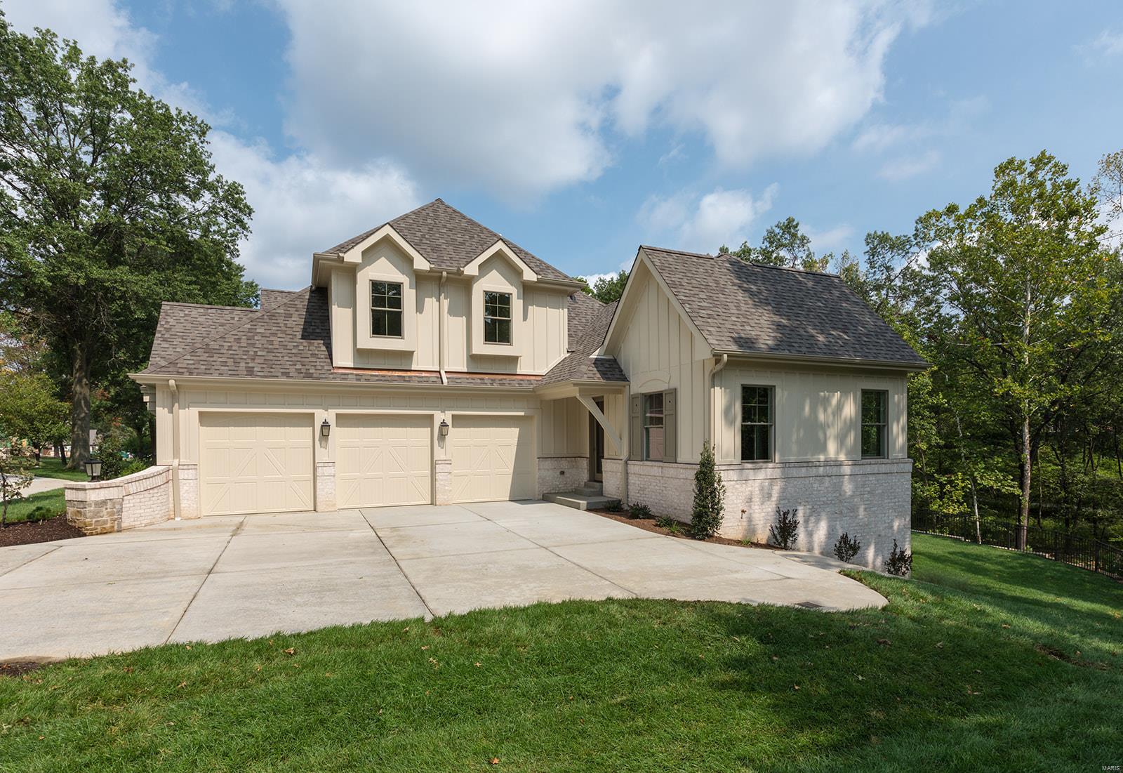 Oak Springs - Residential