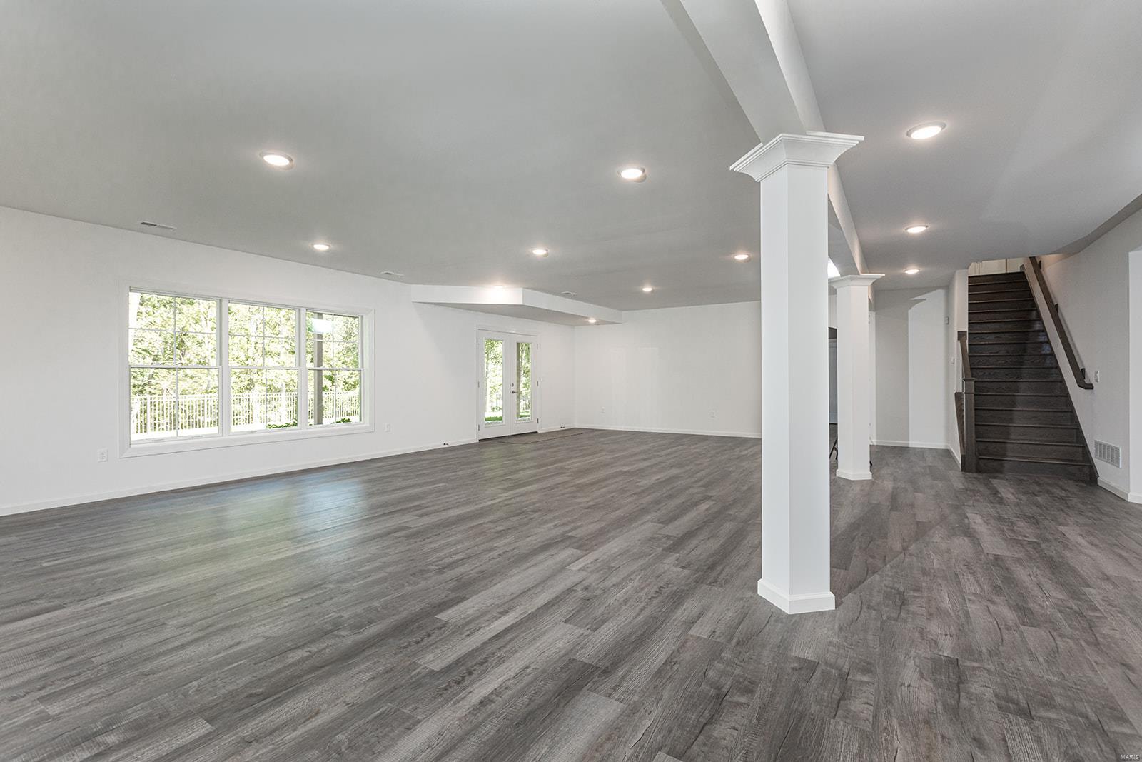 Oak Springs - Residential