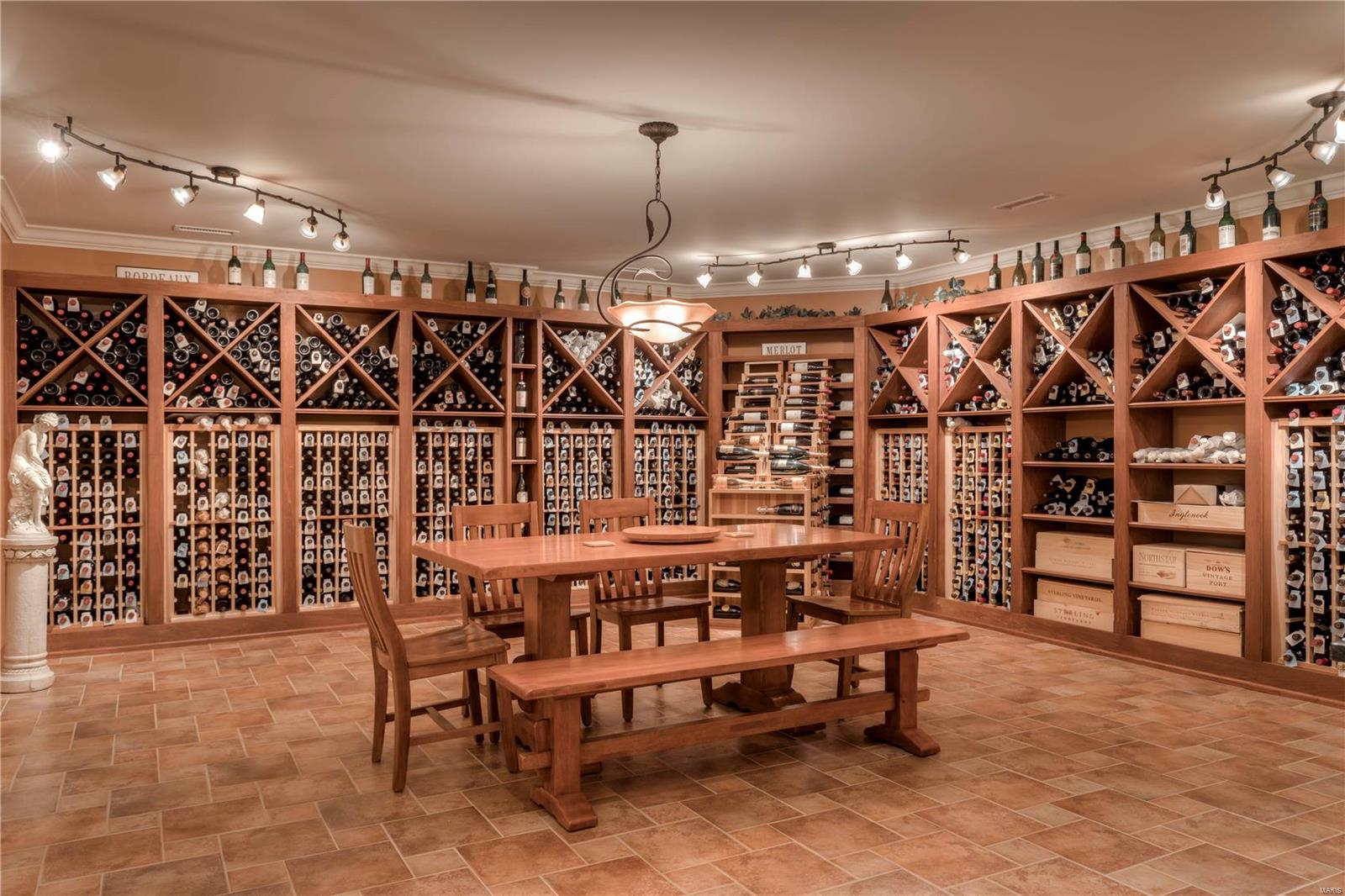 Estates At Mill Hill The - Residential