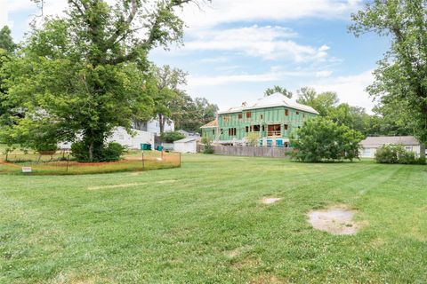 Single Family Residence in St Louis MO 108 Saint John Avenue.jpg