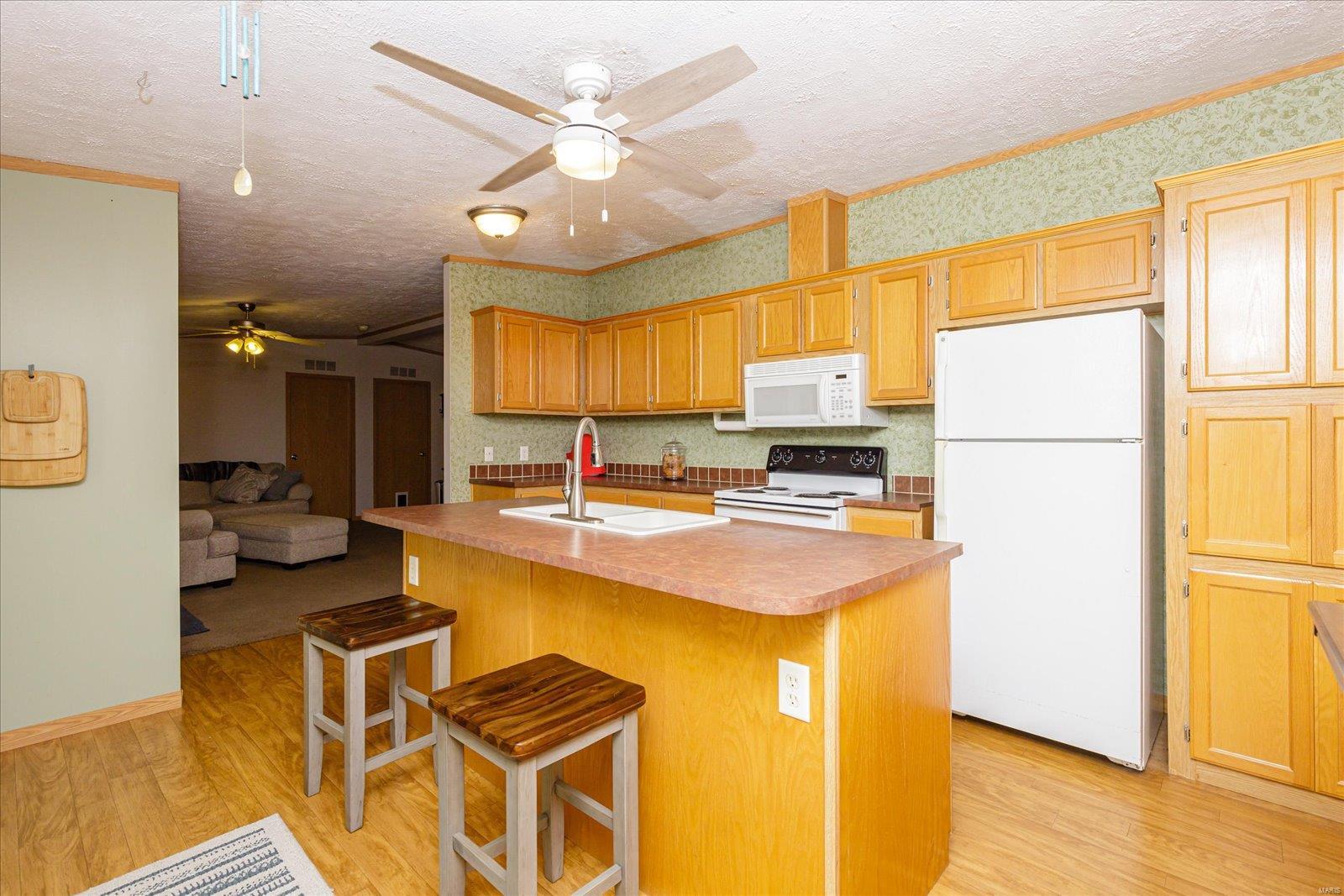 Wildwood Lake 01 - Residential