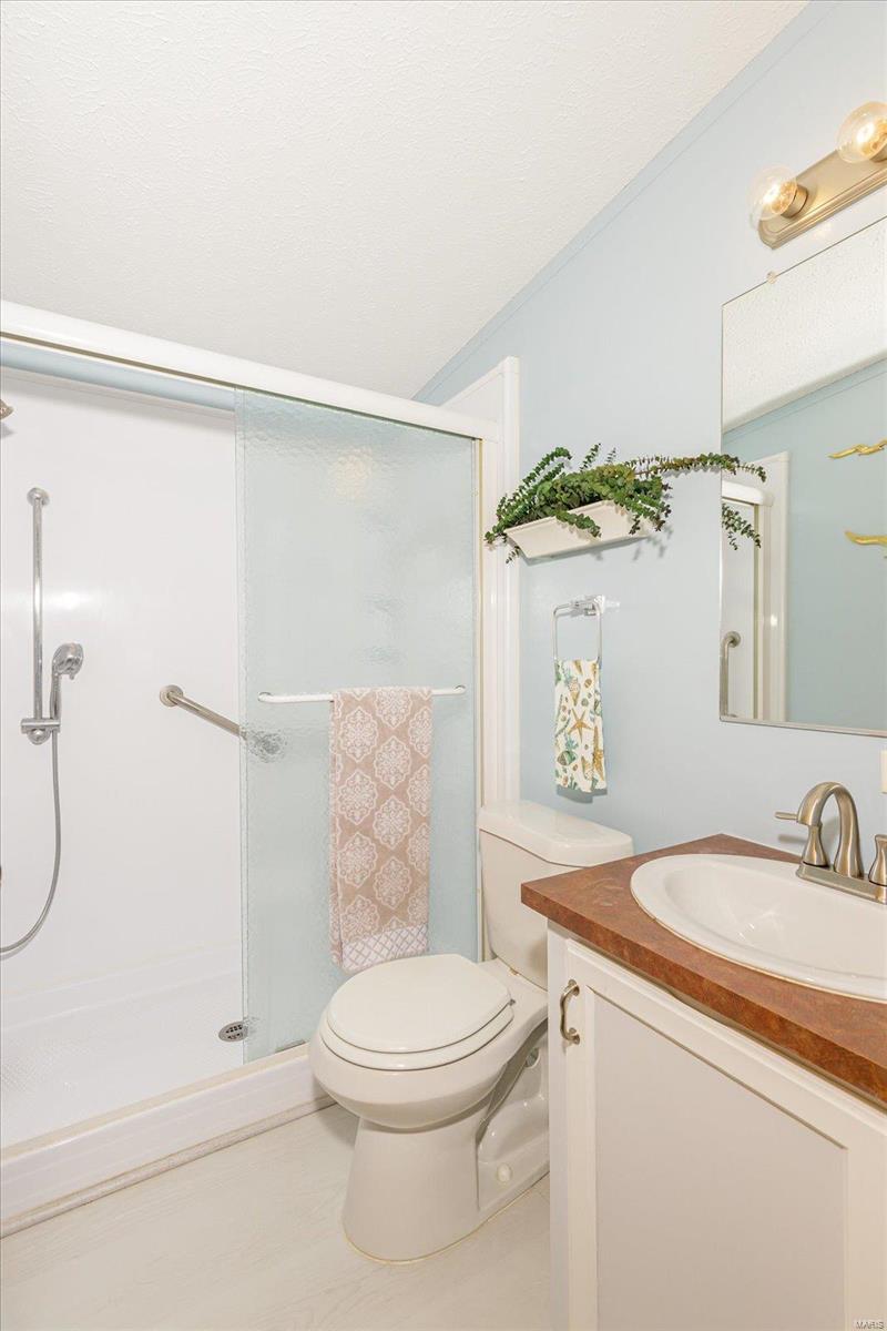 Wildwood Lake 01 - Residential