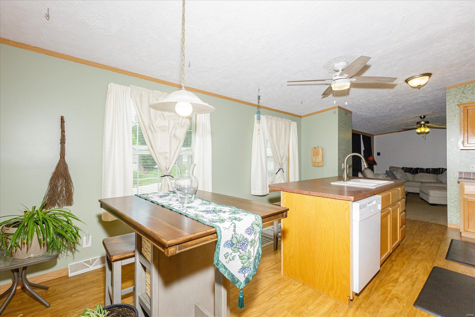 Wildwood Lake 01 - Residential