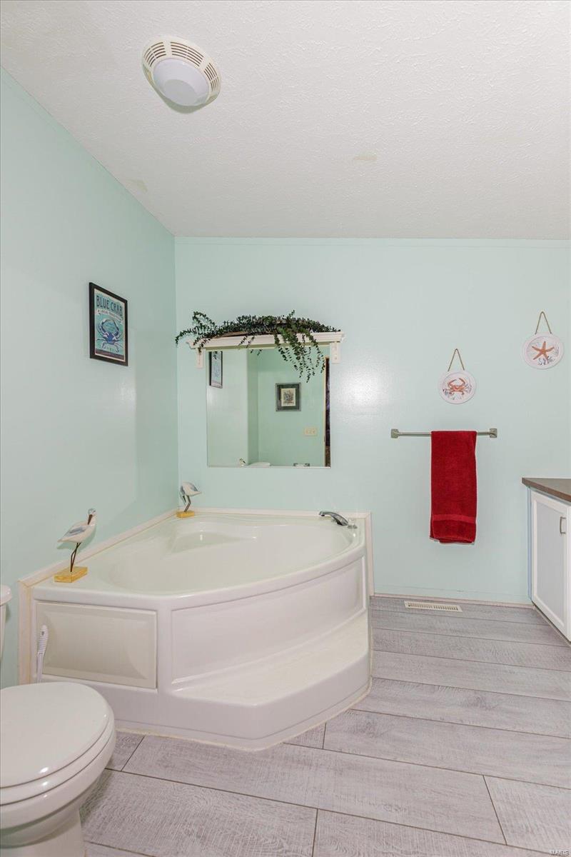 Wildwood Lake 01 - Residential