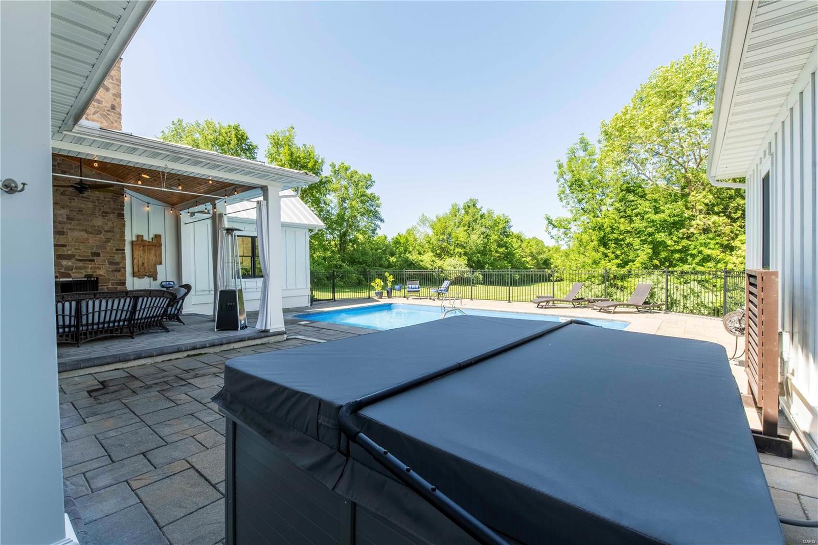 Saddlewoods At Beckers Crossing - Residential