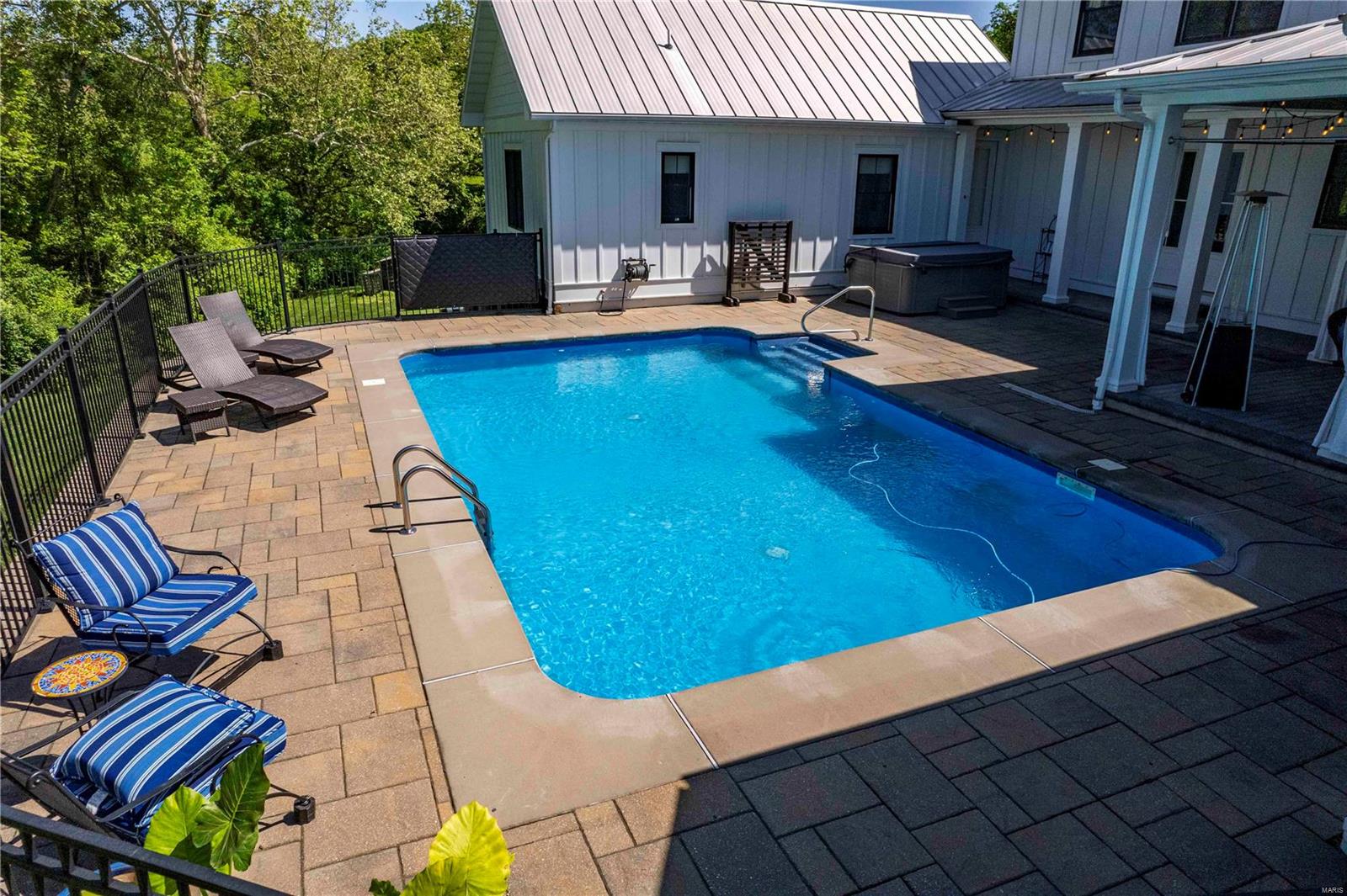 Saddlewoods At Beckers Crossing - Residential