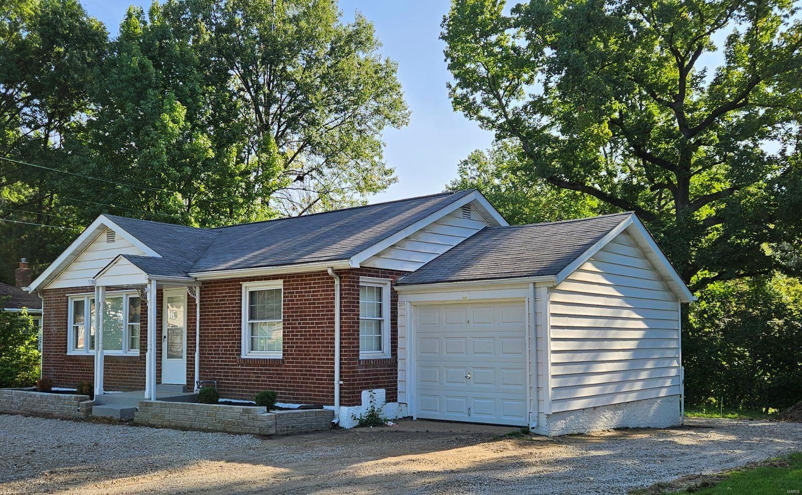 View St Louis, MO 63114 house