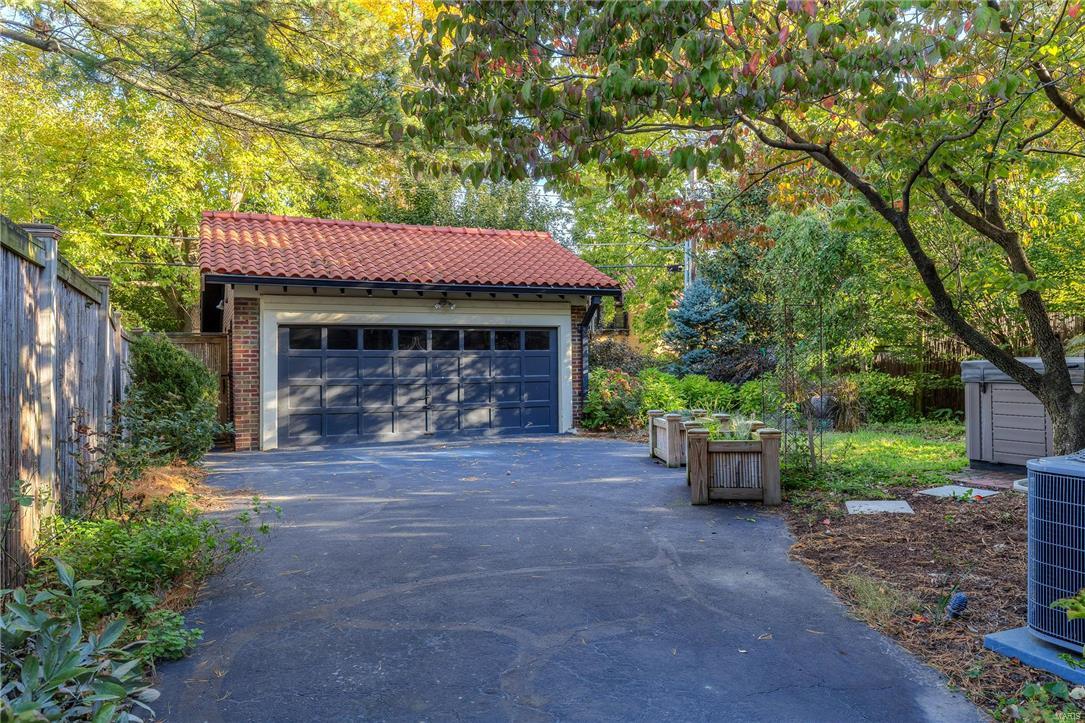 Hillcrest - Residential