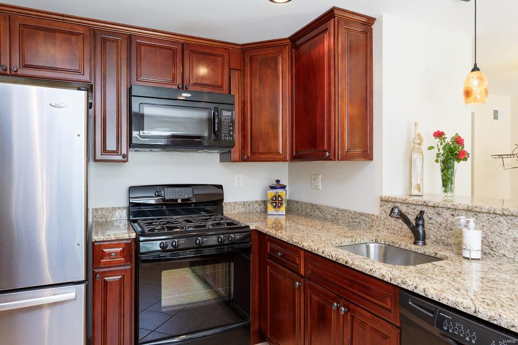 Mackenzie Reavis Park 4 - Residential