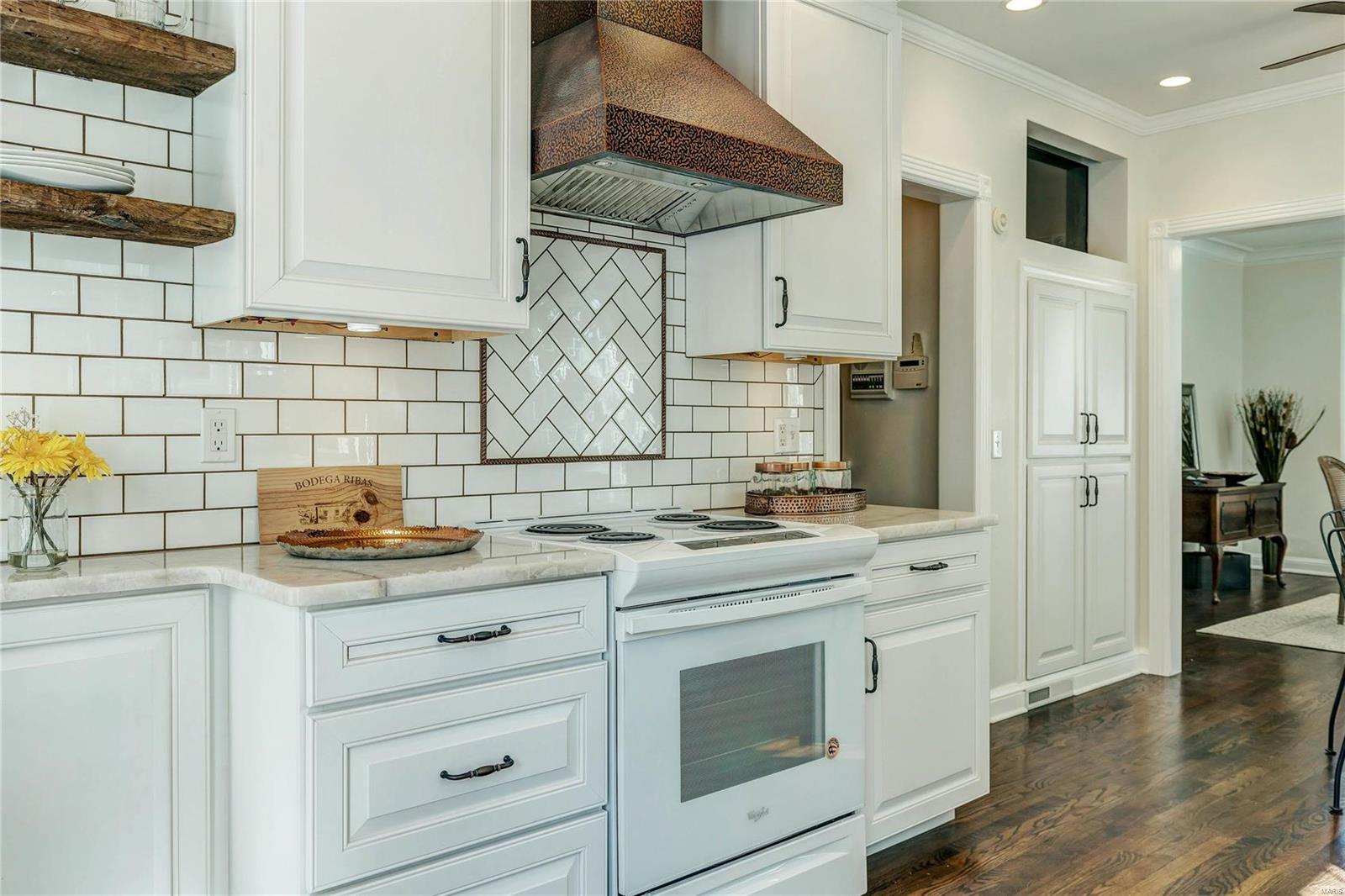 Davis Place - Residential