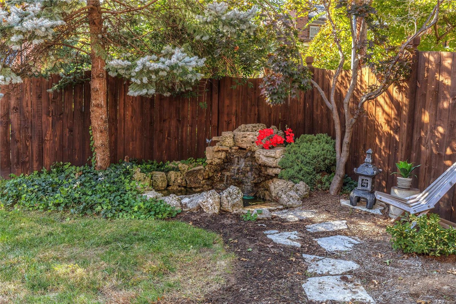 Davis Place - Residential