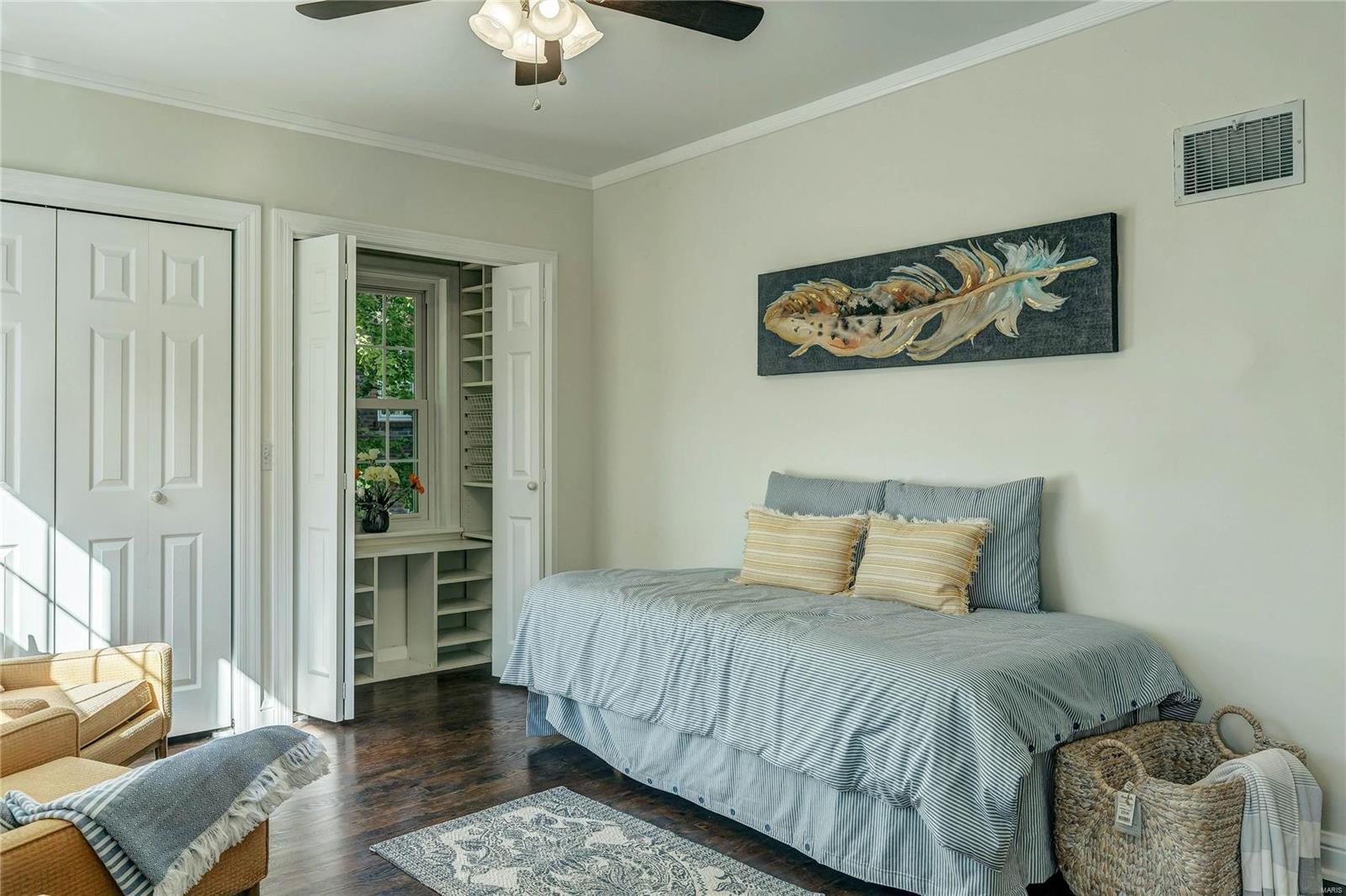 Davis Place - Residential