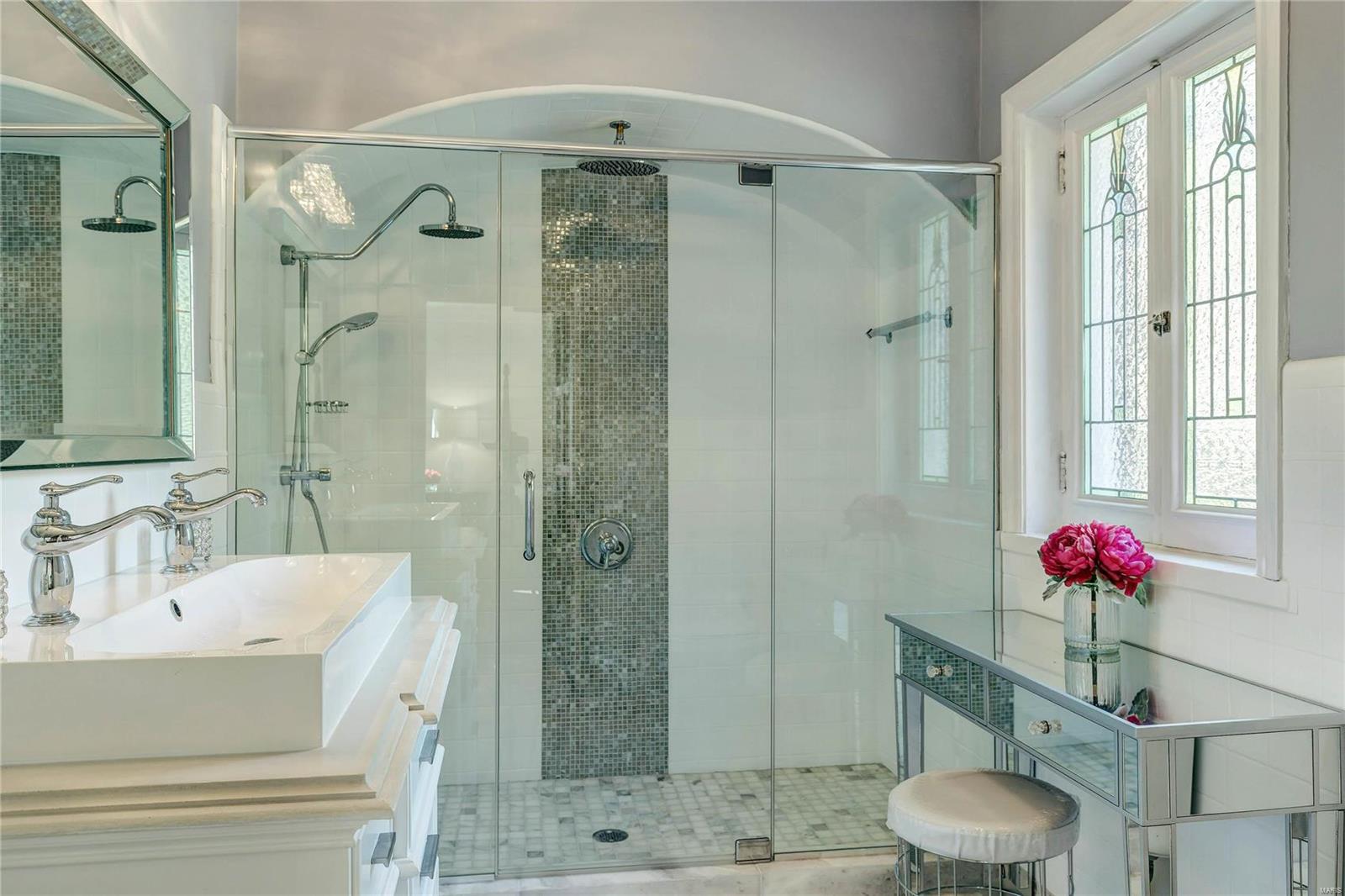 Davis Place - Residential