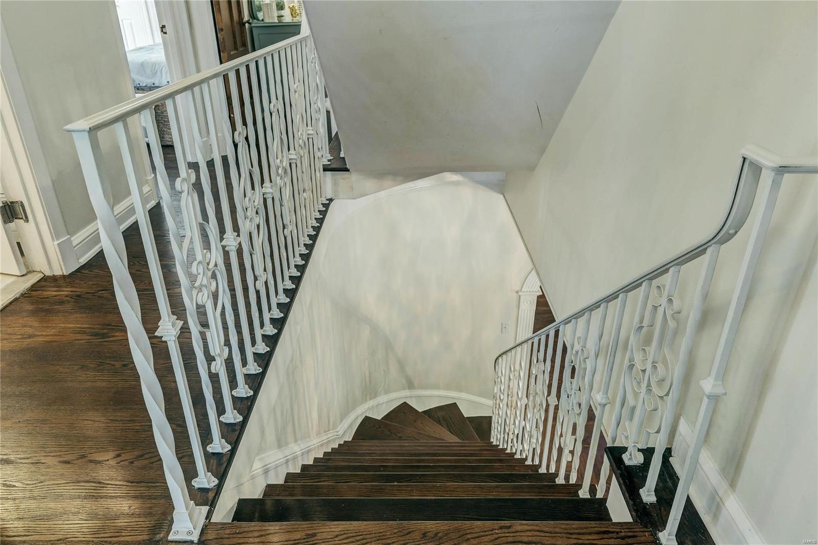 Davis Place - Residential