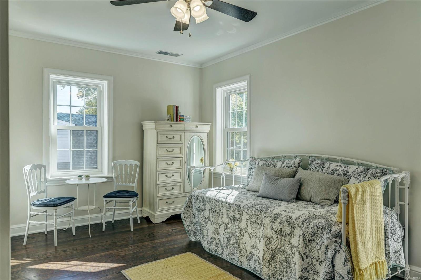 Davis Place - Residential