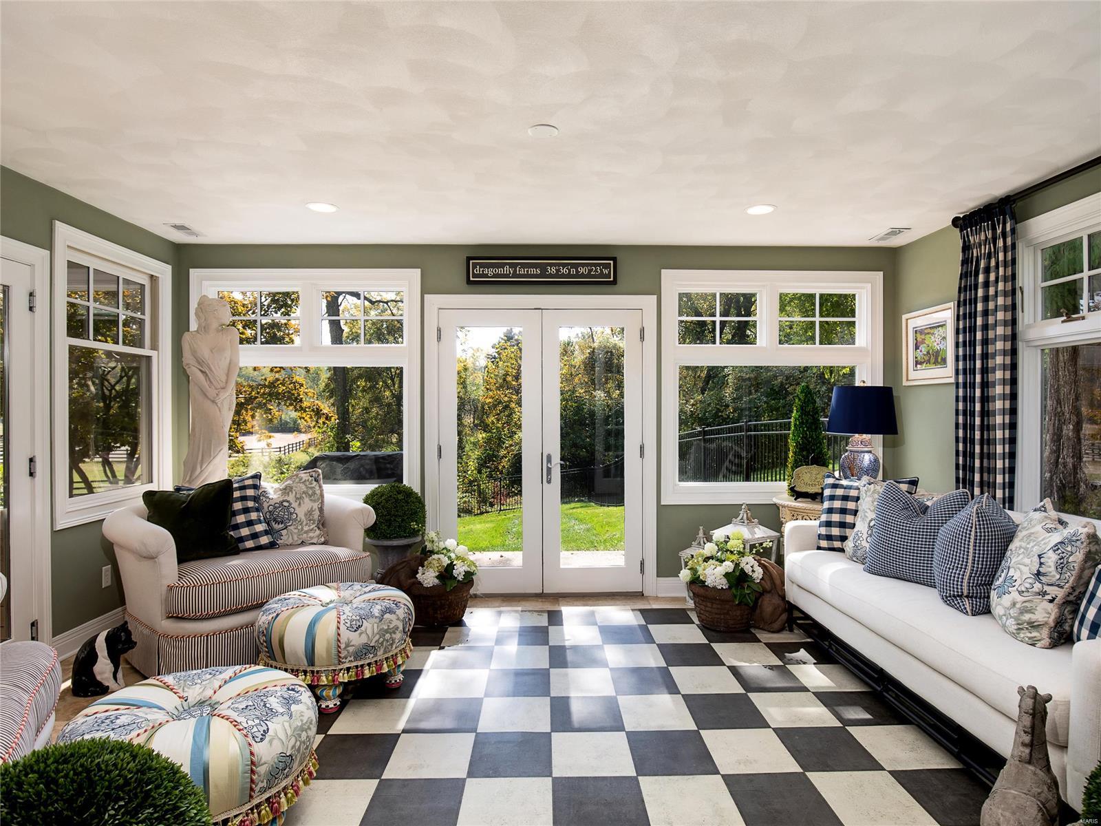 Denny Lane - Residential