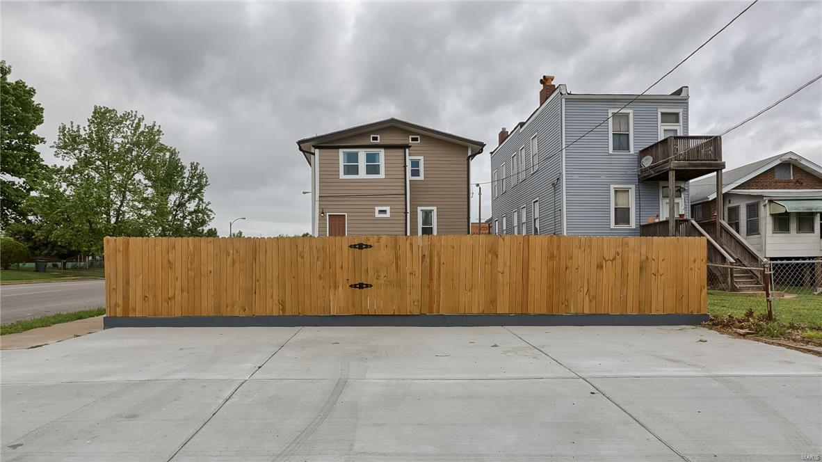 Dixie Place Add - Residential Income