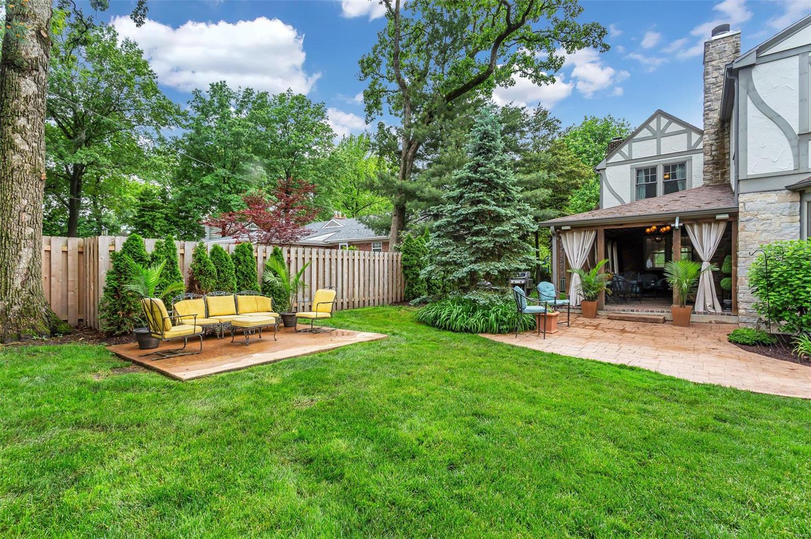 Sherwood Forest - Residential