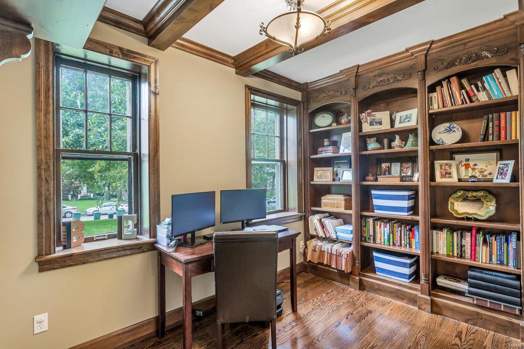 Sherwood Forest - Residential