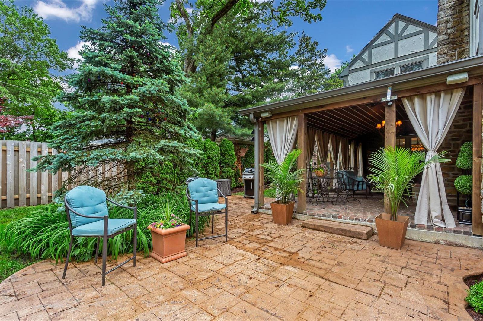 Sherwood Forest - Residential