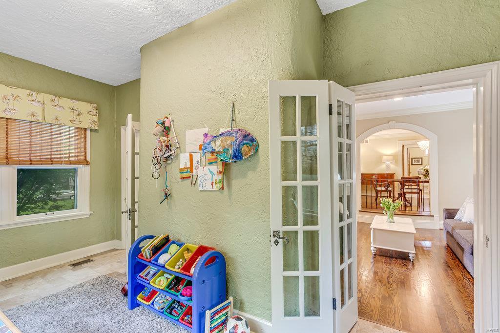 Sherwood Forest - Residential