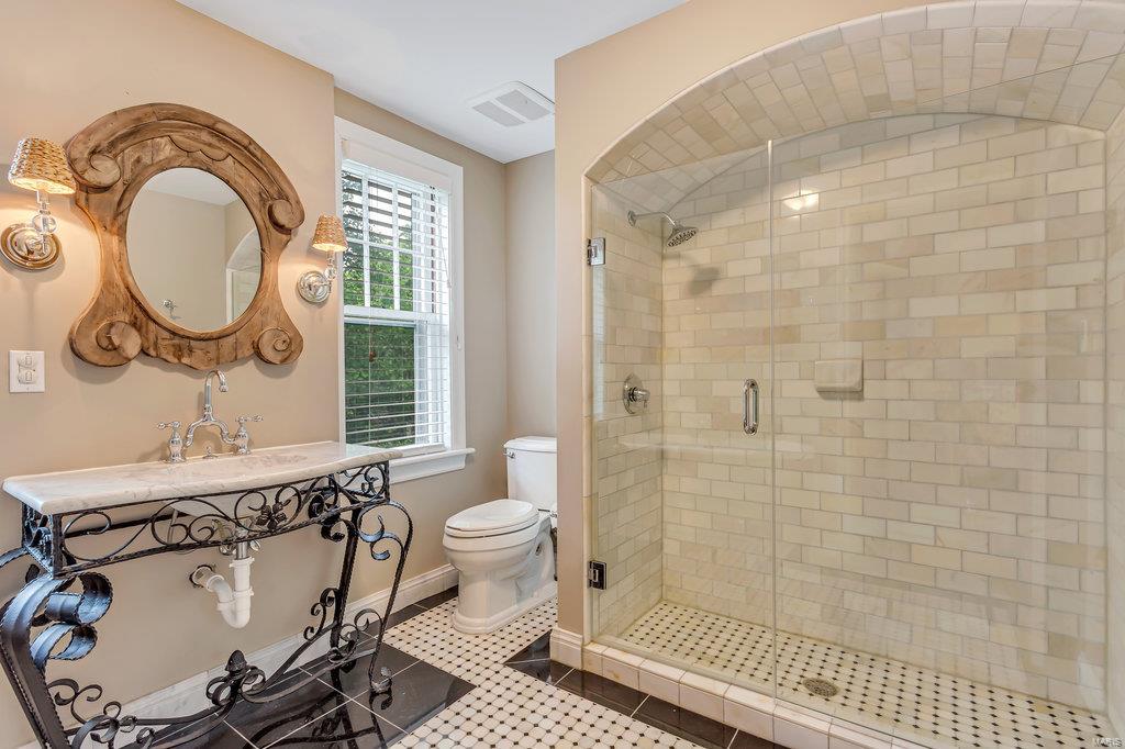 Sherwood Forest - Residential