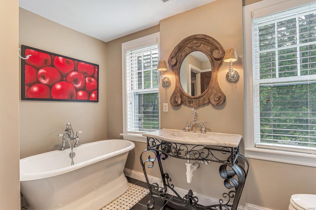 Sherwood Forest - Residential