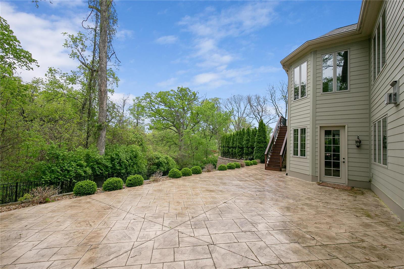 Meridien - Residential