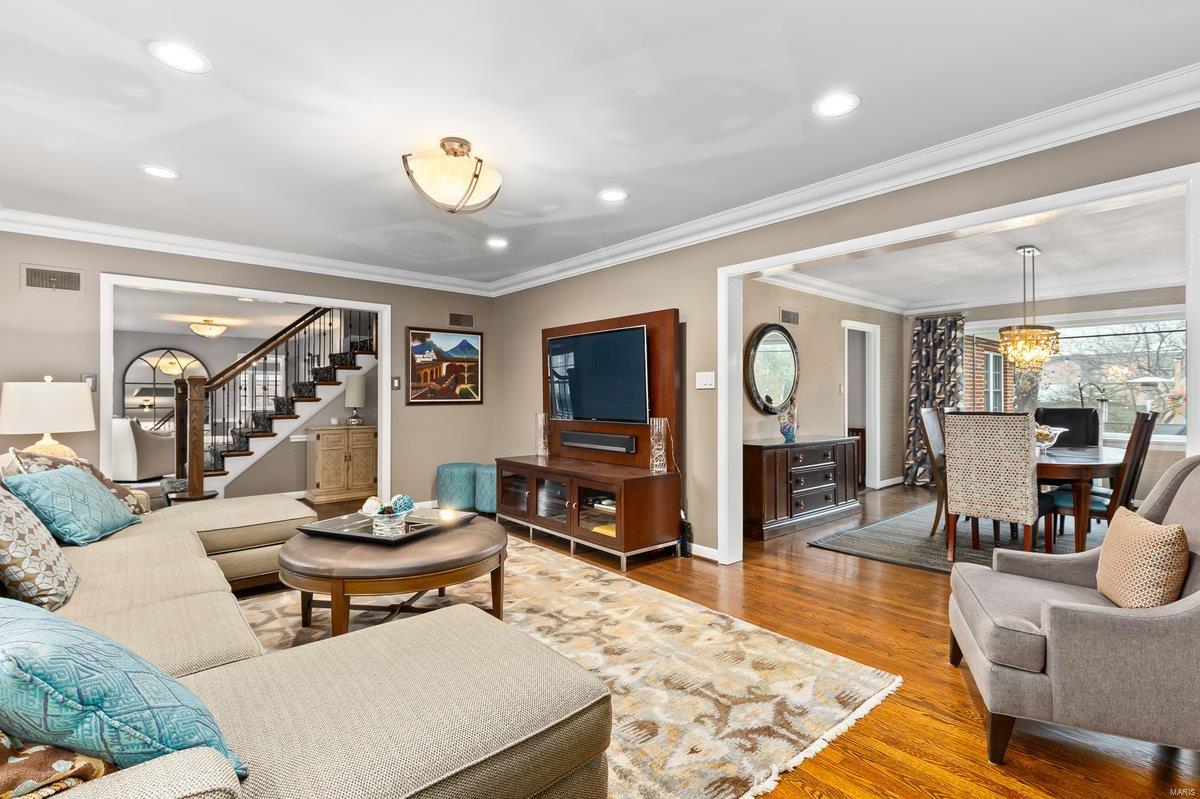 Davis Place - Residential