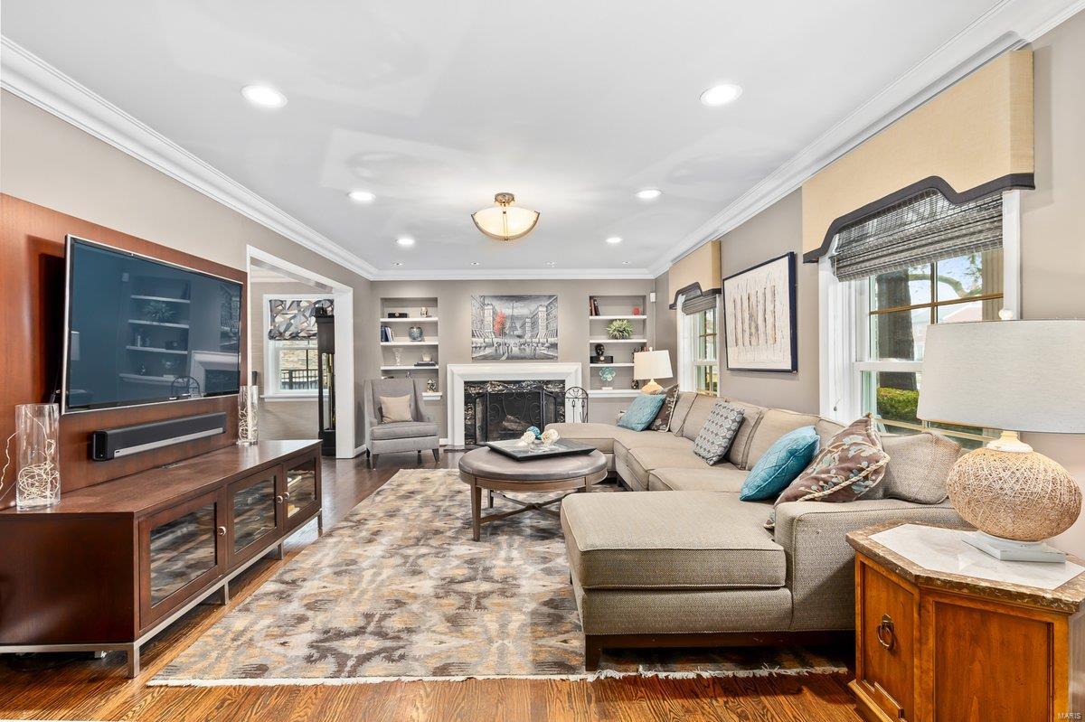 Davis Place - Residential