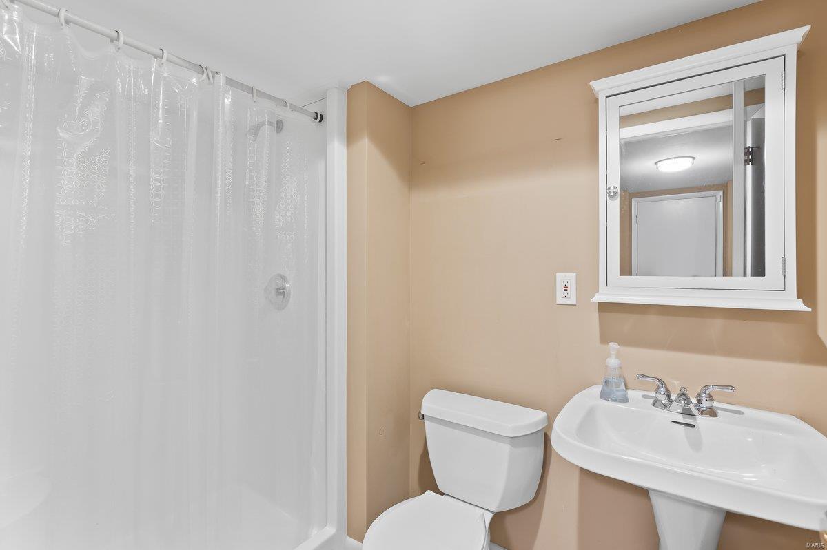 Davis Place - Residential