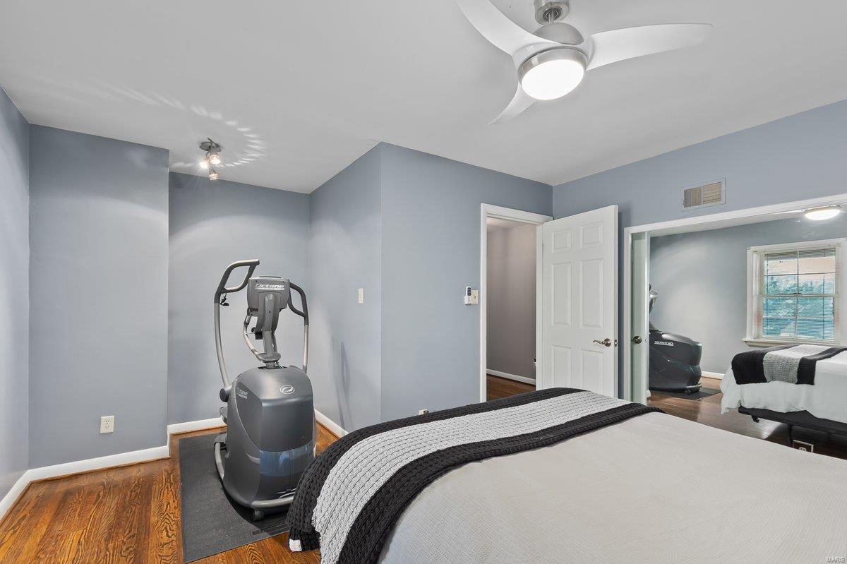 Davis Place - Residential