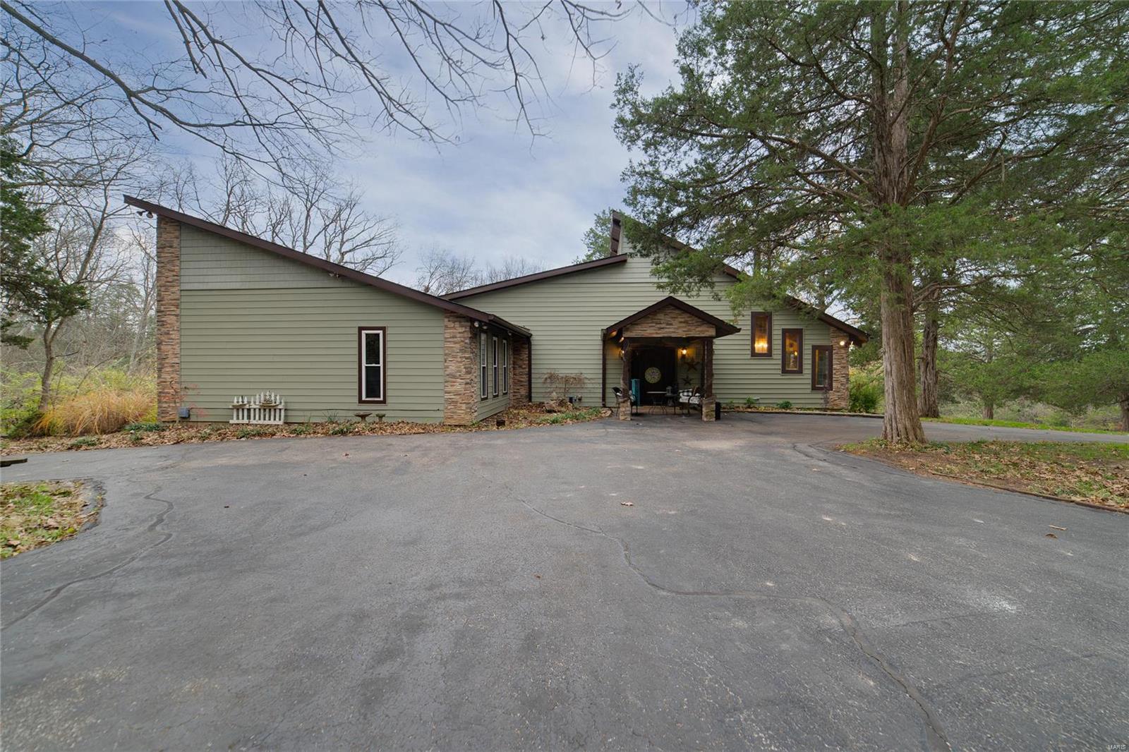 4550 Fort Hill Trail