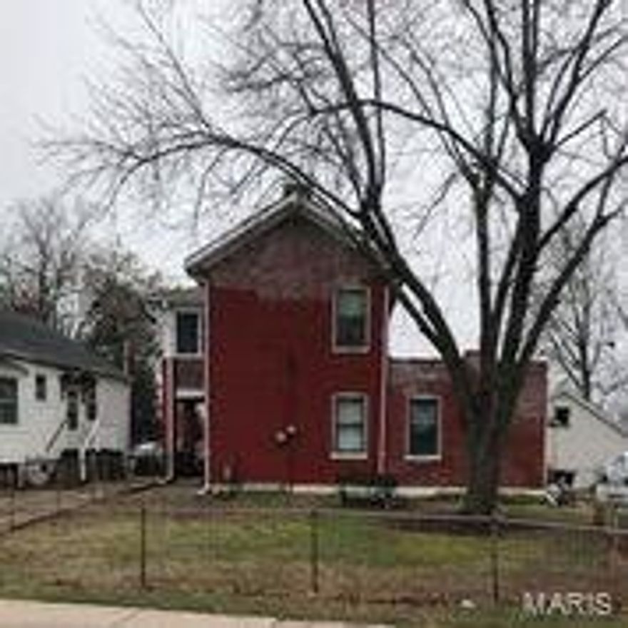 This home is incredible~ Oldest standing ORIGINAL FARMHOUSE,  in area!! Built in 1842  with old world charm and character!  Ceilings are sky-reaching with some original hardwood.l. The bedrooms are spacious with high ceilings and lots of natural light!  Staircase is original to home!  Separate Dining Area has  your choice of uses!  Family Room has original Fireplace and Hearth (non-functional). This home has been loved by each family member  that has occupied it's presence~   Wouldn't you love to rehab this beauty to it's original "glory days" and make timeless memories ?   OR.. perhaps you would like to rehab for rental purposes?  
Don't wait!!   NOTE... The extra large storage building was once a barn and even has a loft!  Possibilities for a large covered garage!