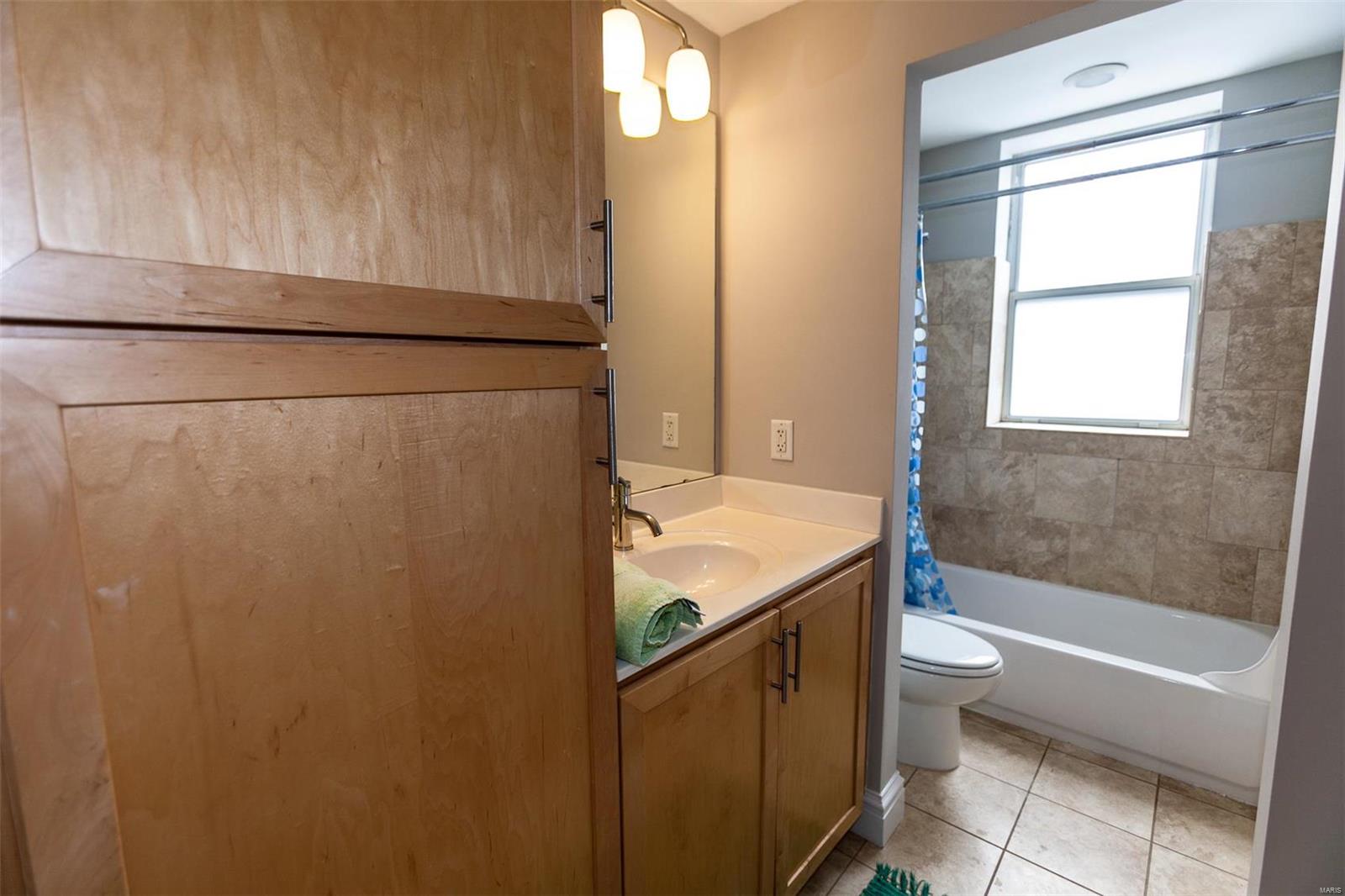 Forest Park Condo - Residential