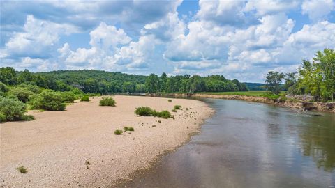 18398 Bobwhite Lane Crocker MO 65452