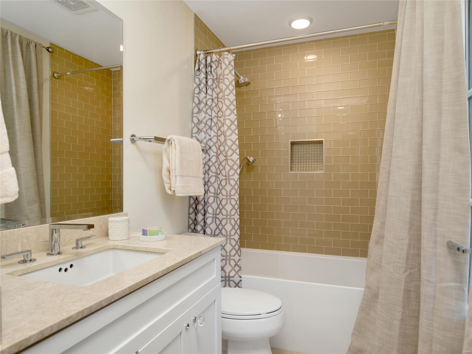 Clayton Gardens - Residential