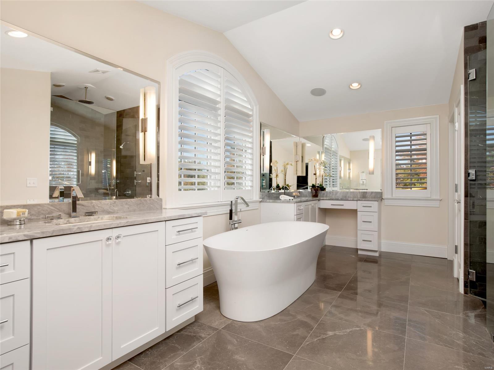 Clayton Gardens - Residential