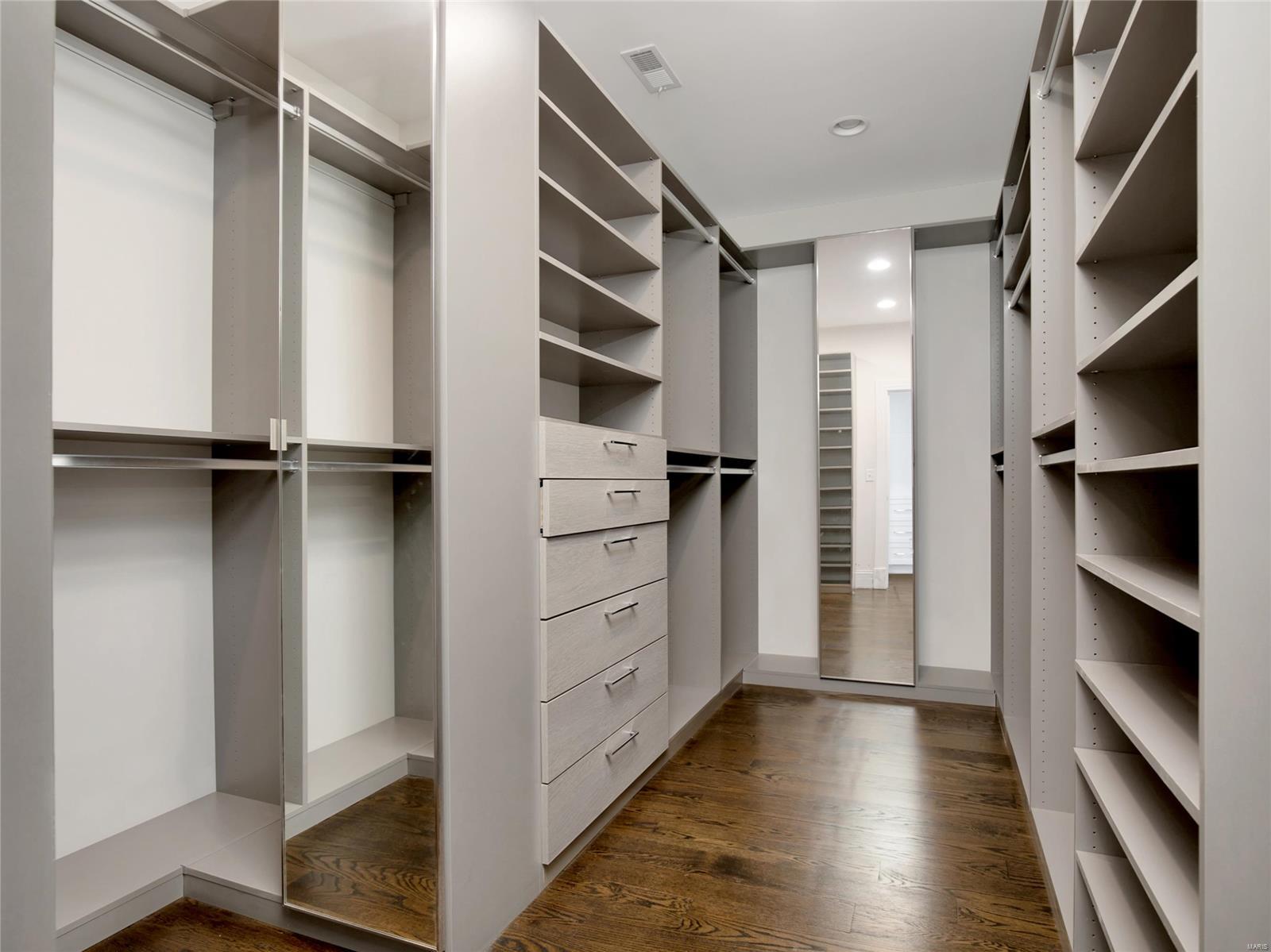 Clayton Gardens - Residential