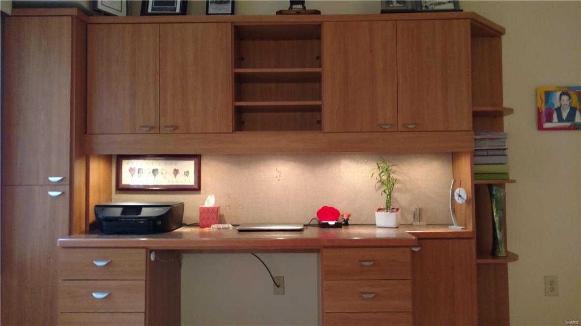 Waterford Square Condos - Residential