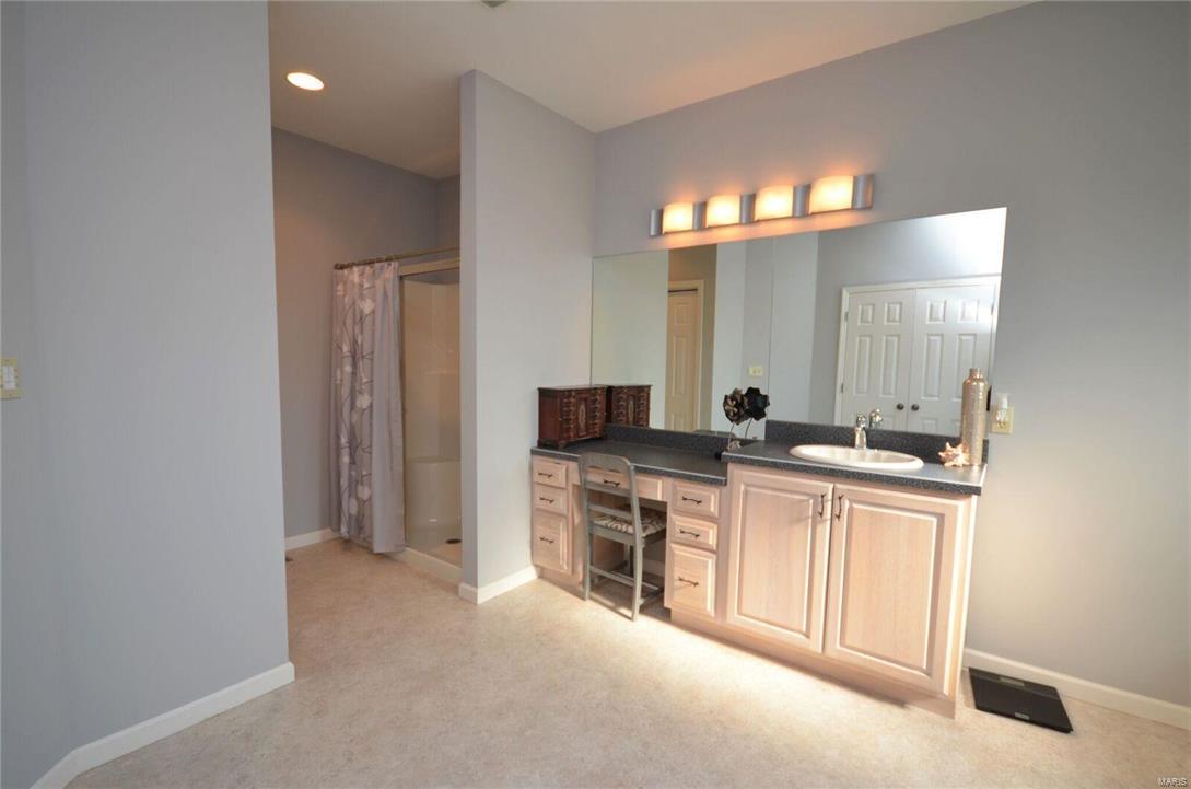 Summit Estate - Residential