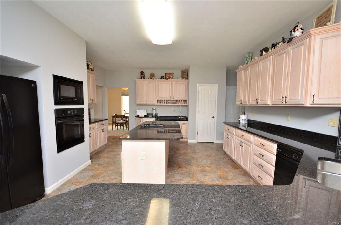 Summit Estate - Residential