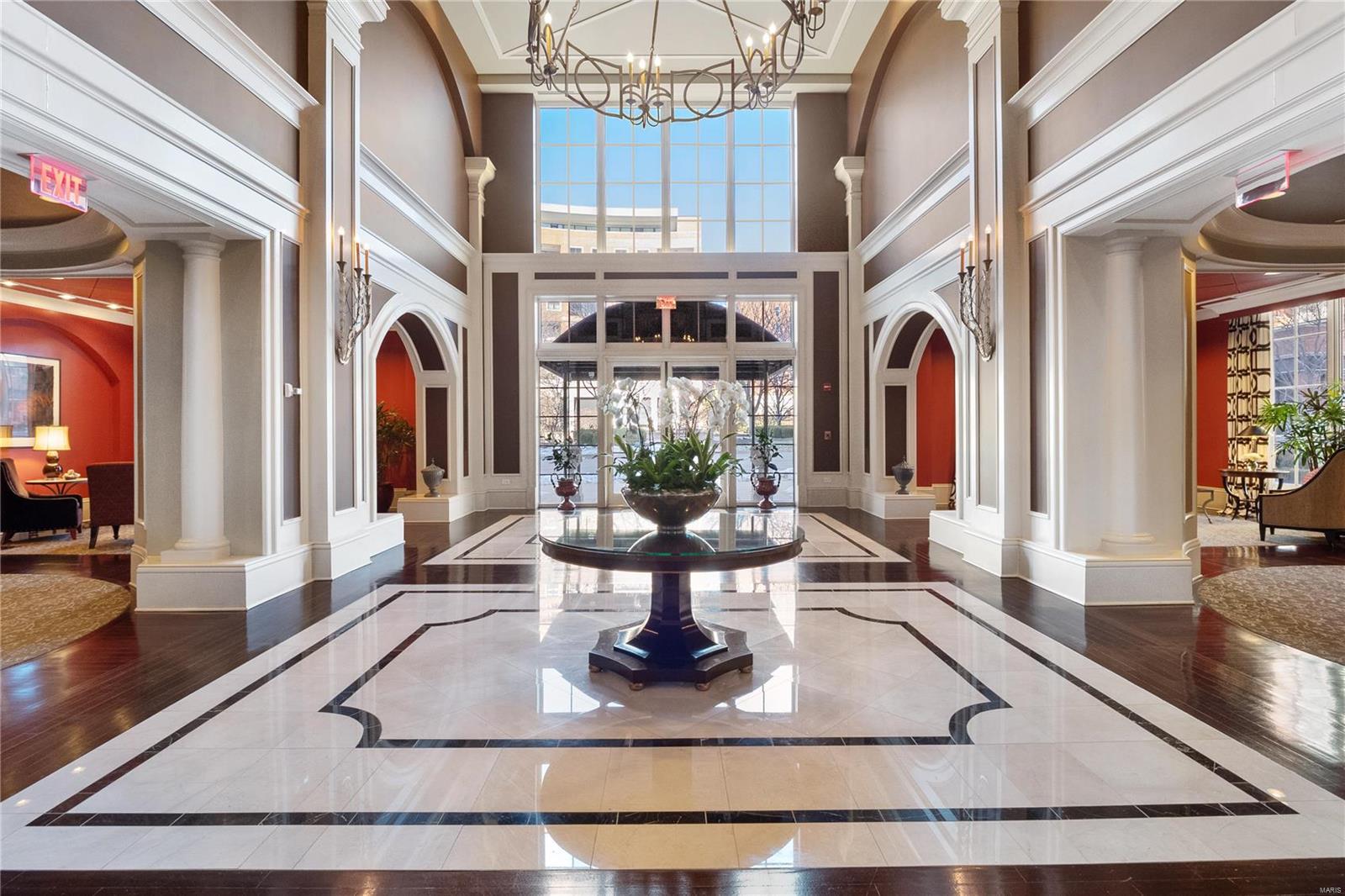 Plaza In Clayton A Condo The - Residential