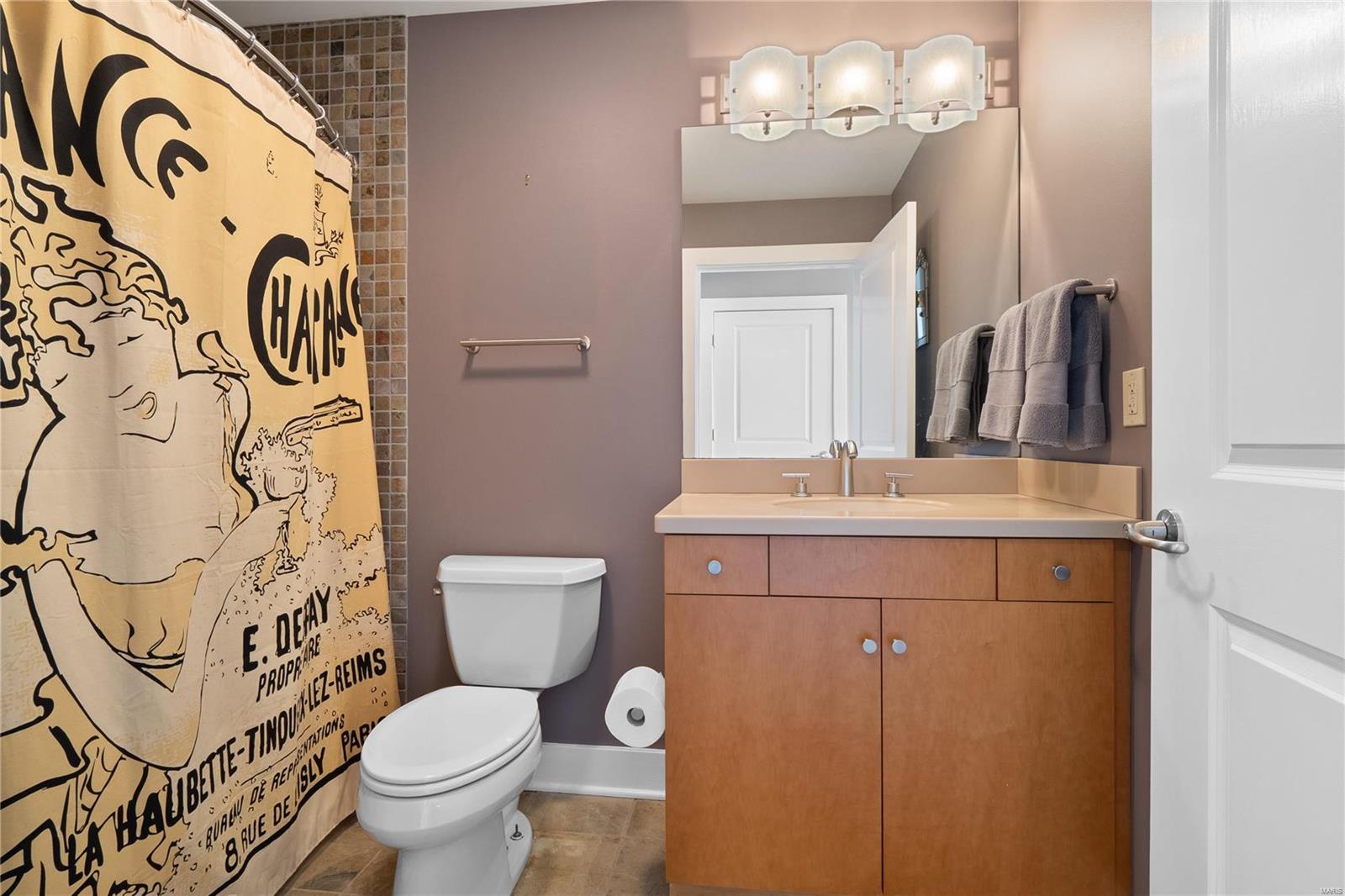 Plaza In Clayton A Condo The - Residential