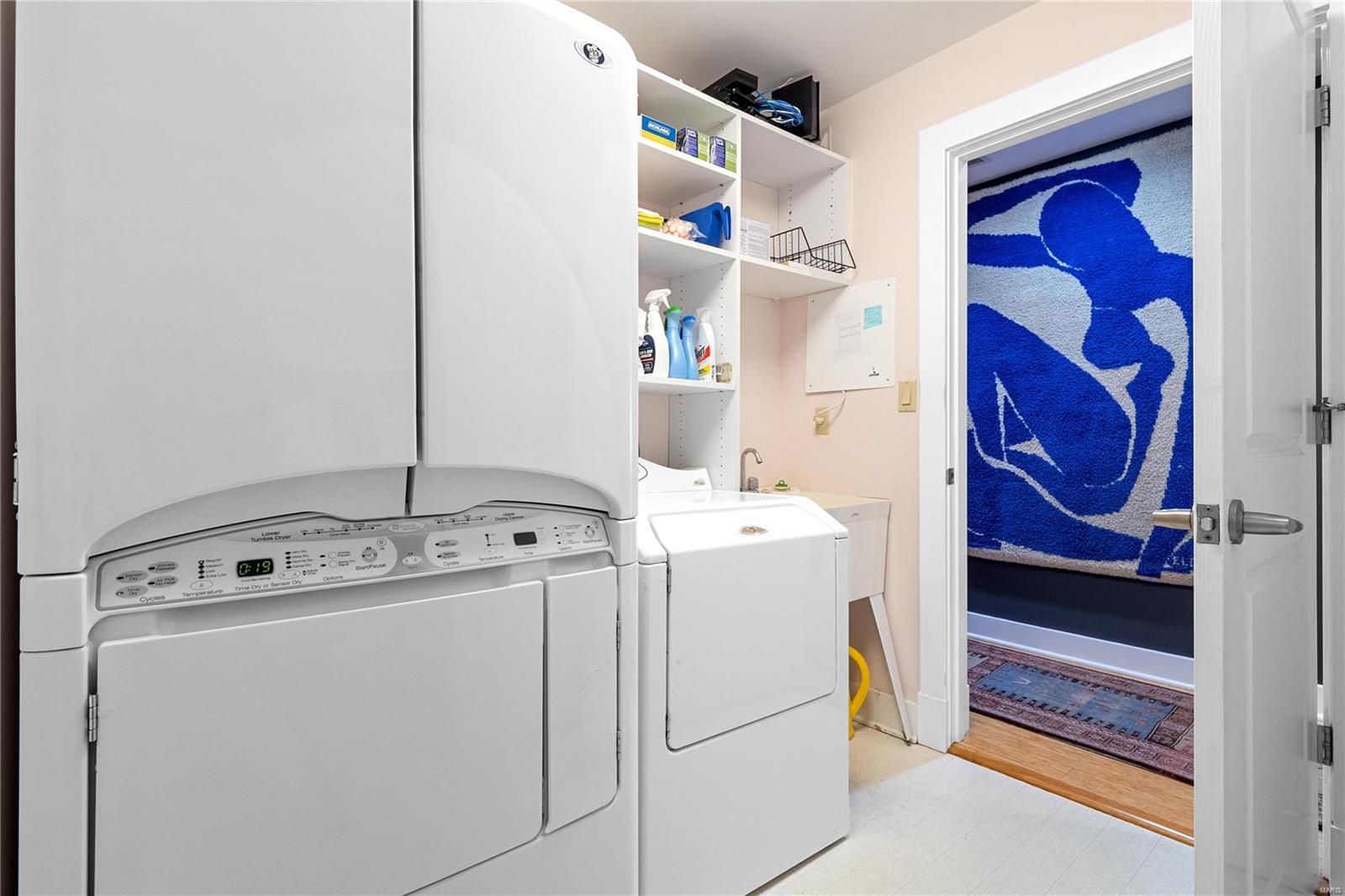 Plaza In Clayton A Condo The - Residential