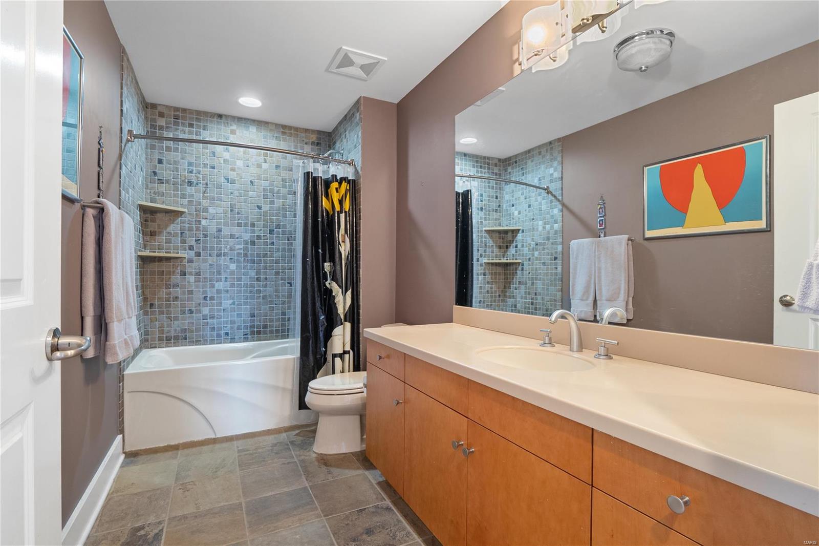 Plaza In Clayton A Condo The - Residential