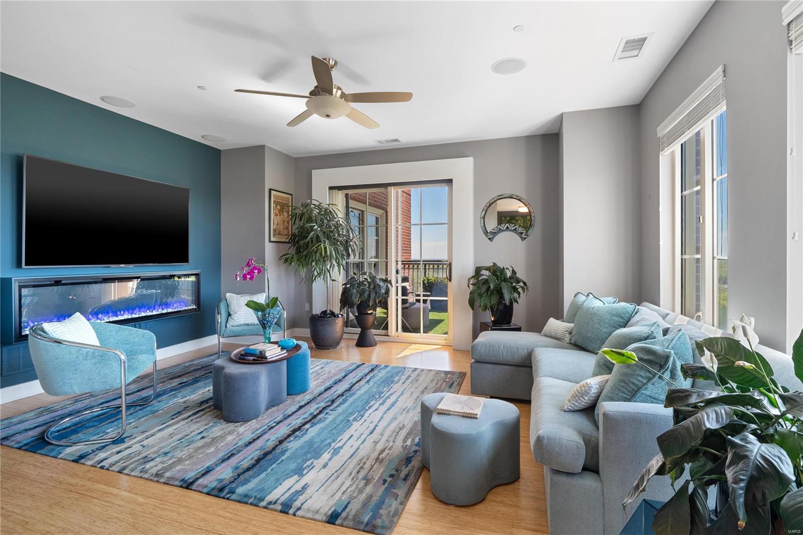 Plaza In Clayton A Condo The - Residential