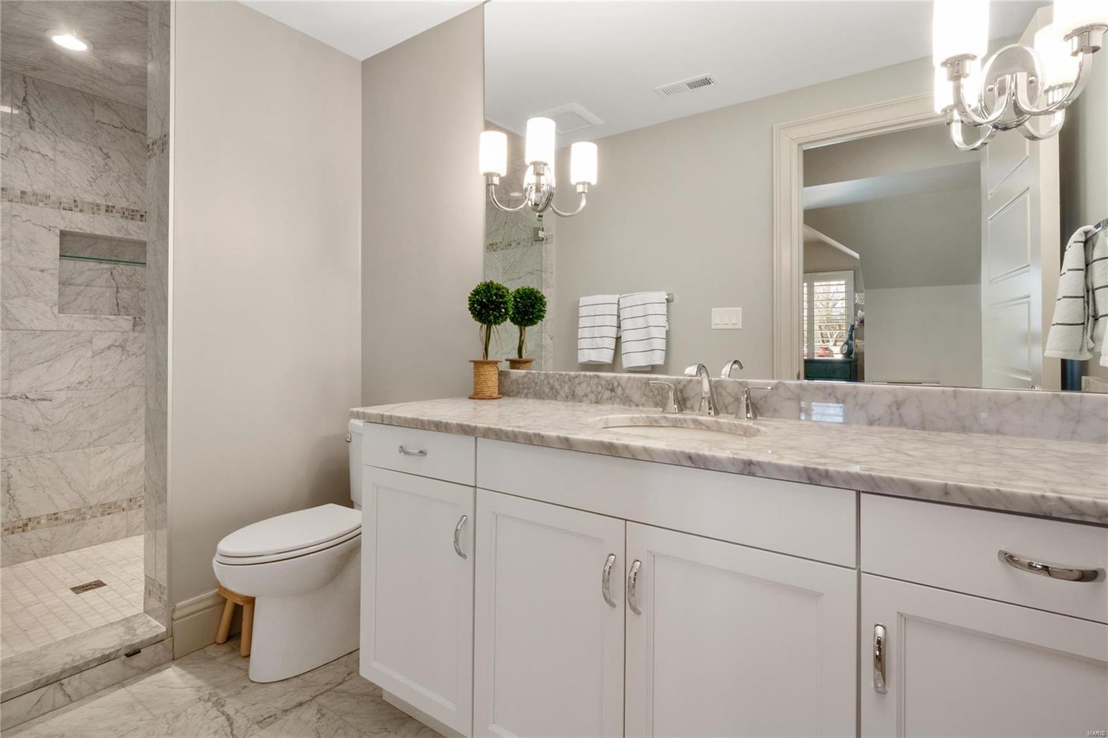 Von Schrader Estate - Residential