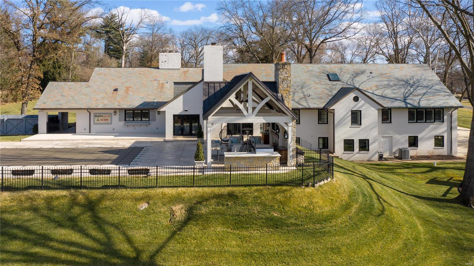 Von Schrader Estate - Residential