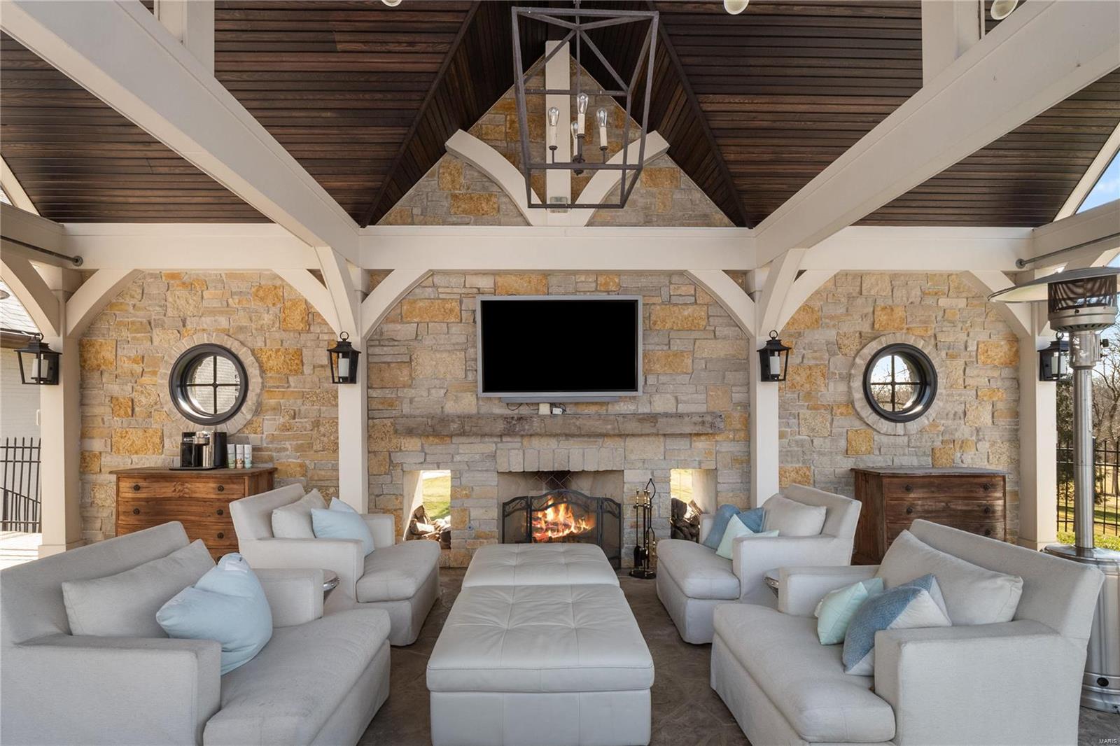 Von Schrader Estate - Residential